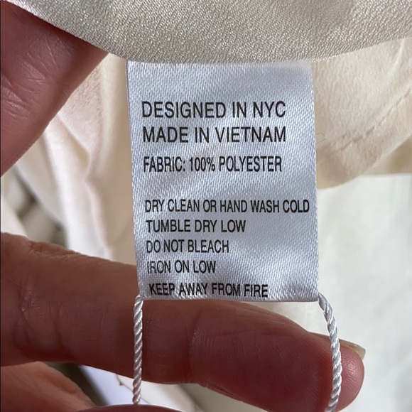 Yumi Kim NWT Mock Neck Floral Class Act Dress - Picture 15 of 15